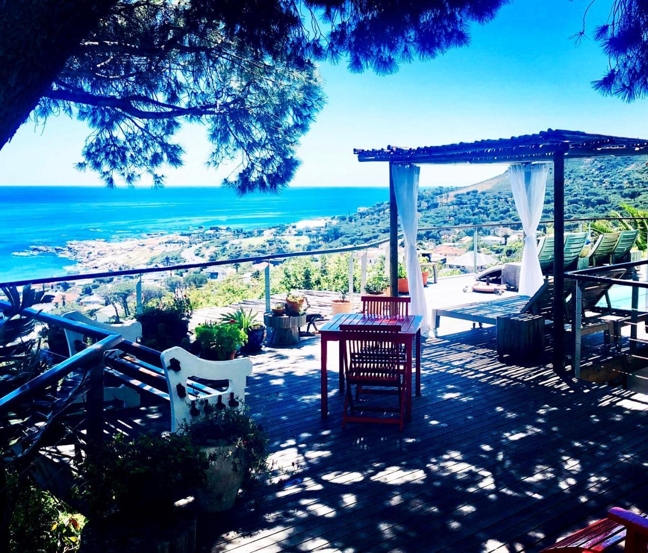 Boutique@10 Bed & Breakfast 4*